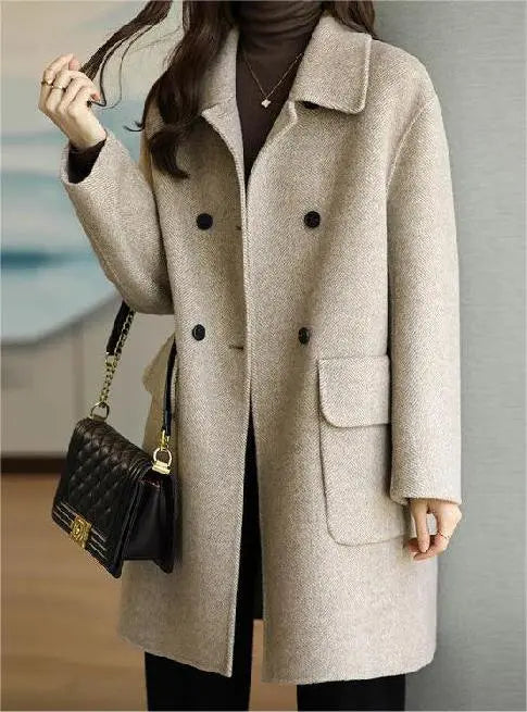 Women's Double Breasted Tailored Coat | Flap Pockets