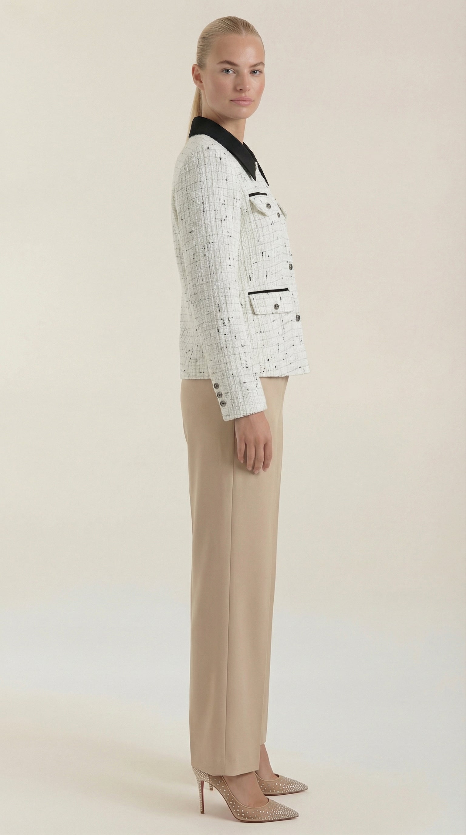 Women's Contrast Collar Jacket | Button Down