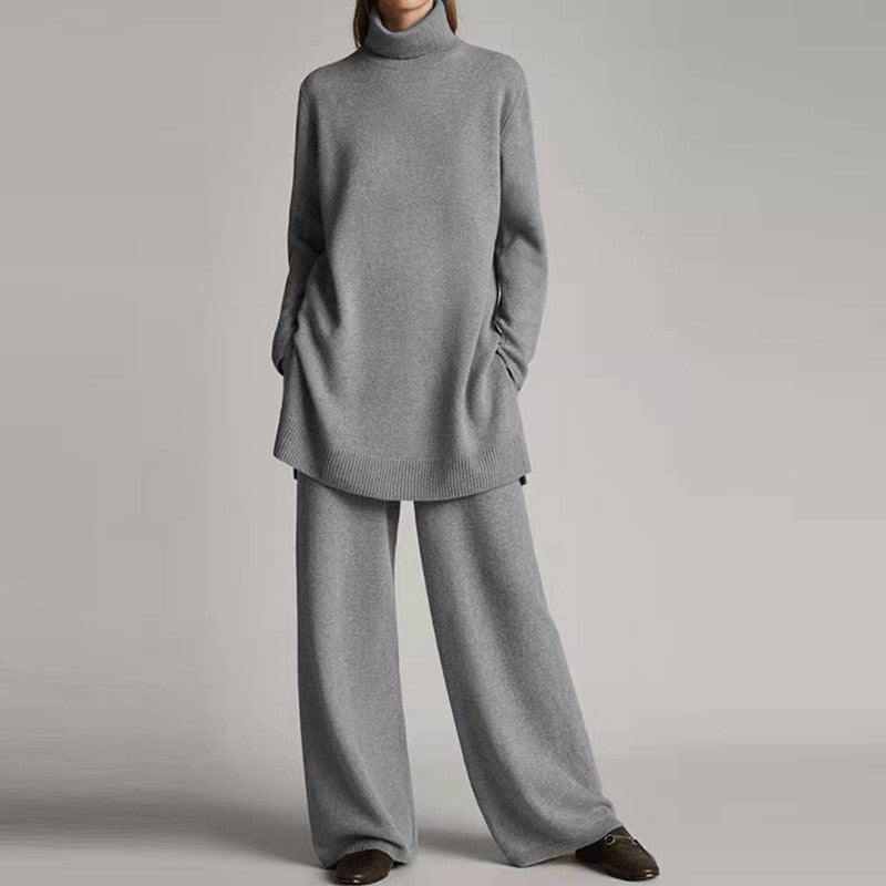 Women’s Elegant Turtleneck Set | Winter
