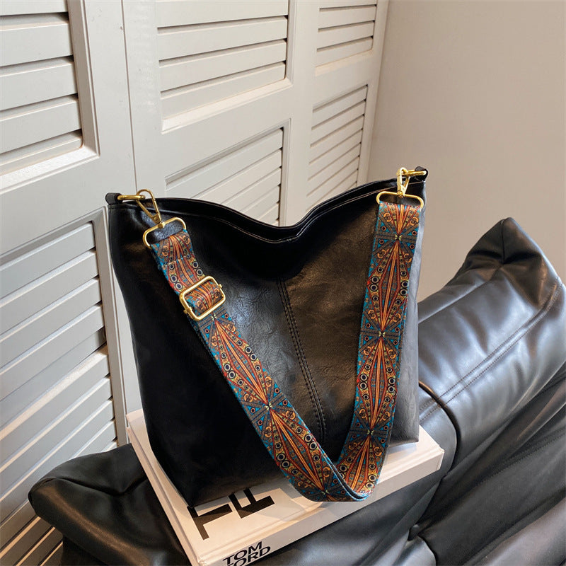 Women's Stylish Hobo Shoulder Bag | Adjustable Strap