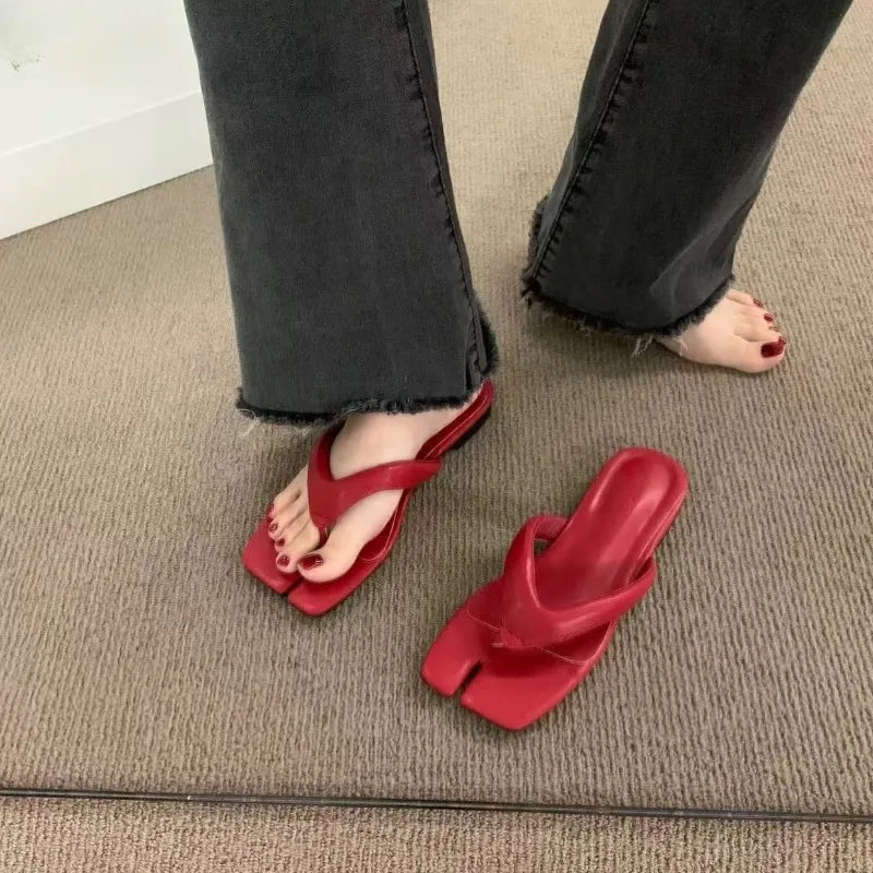 Women's Square Toe Flip Flop Sandals | Flat