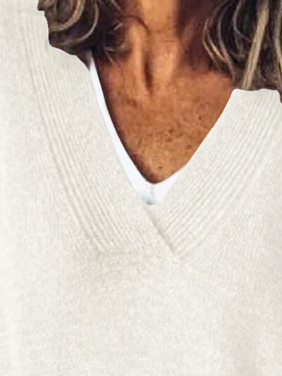 Women's Oversized V-Neck Sweater | Fall