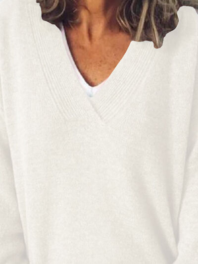 Women's Oversized V-Neck Sweater | Fall