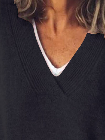 Women's Oversized V-Neck Sweater | Fall