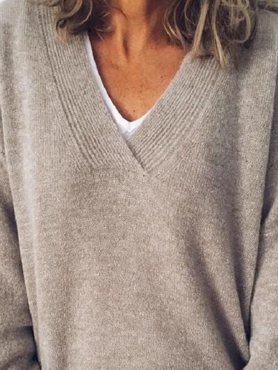 Women's Oversized V-Neck Sweater | Fall